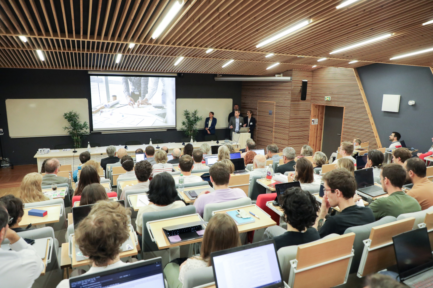 Lancement du programme de recherche « Futur de la collaboration numérique » sur le campus de l'UGA