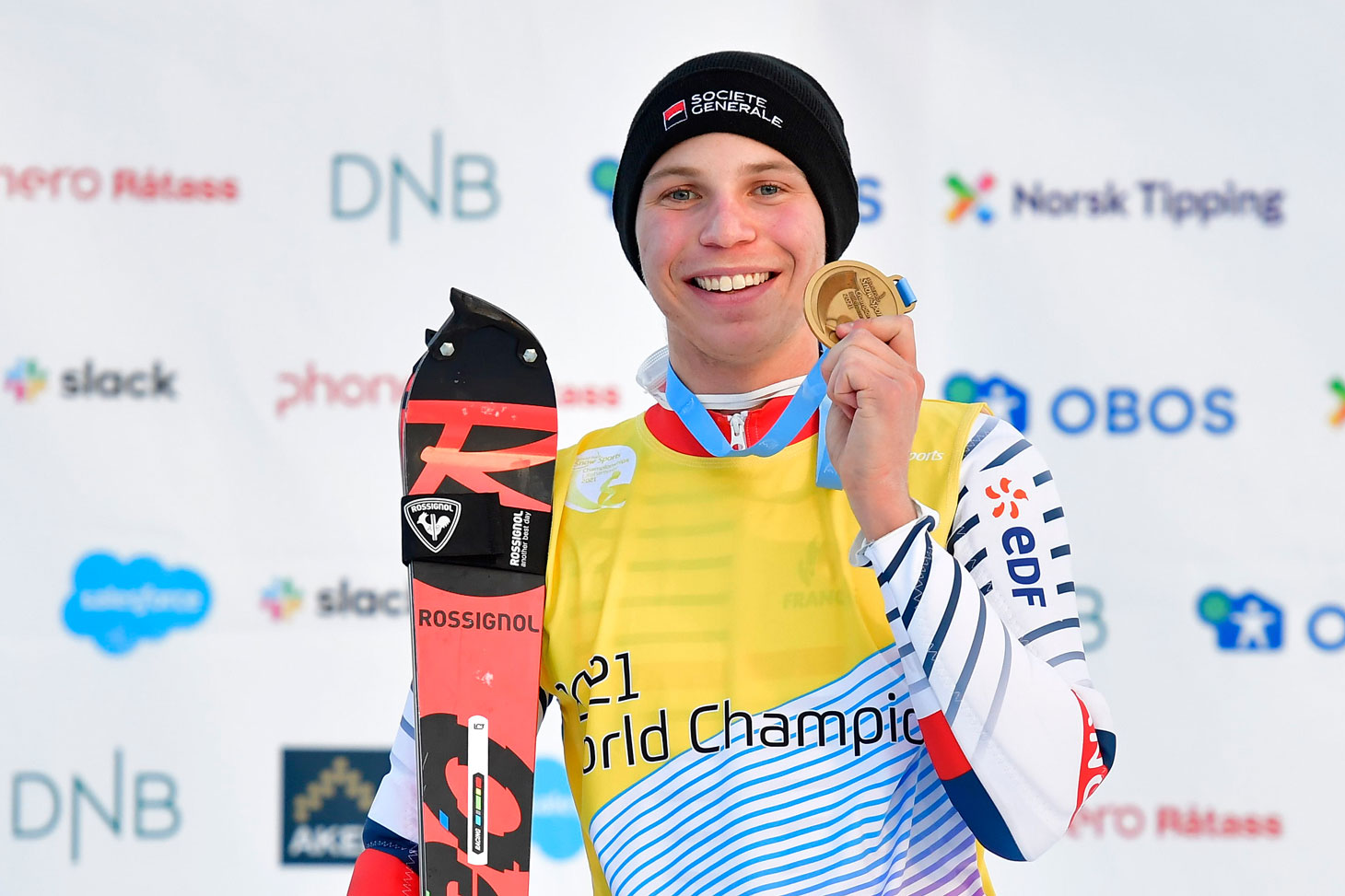 Arthur Bauchet décroche deux médailles d’or et deux d’argent aux championnats du monde des parasports d’hiver 2022 © FFH - L. Percival