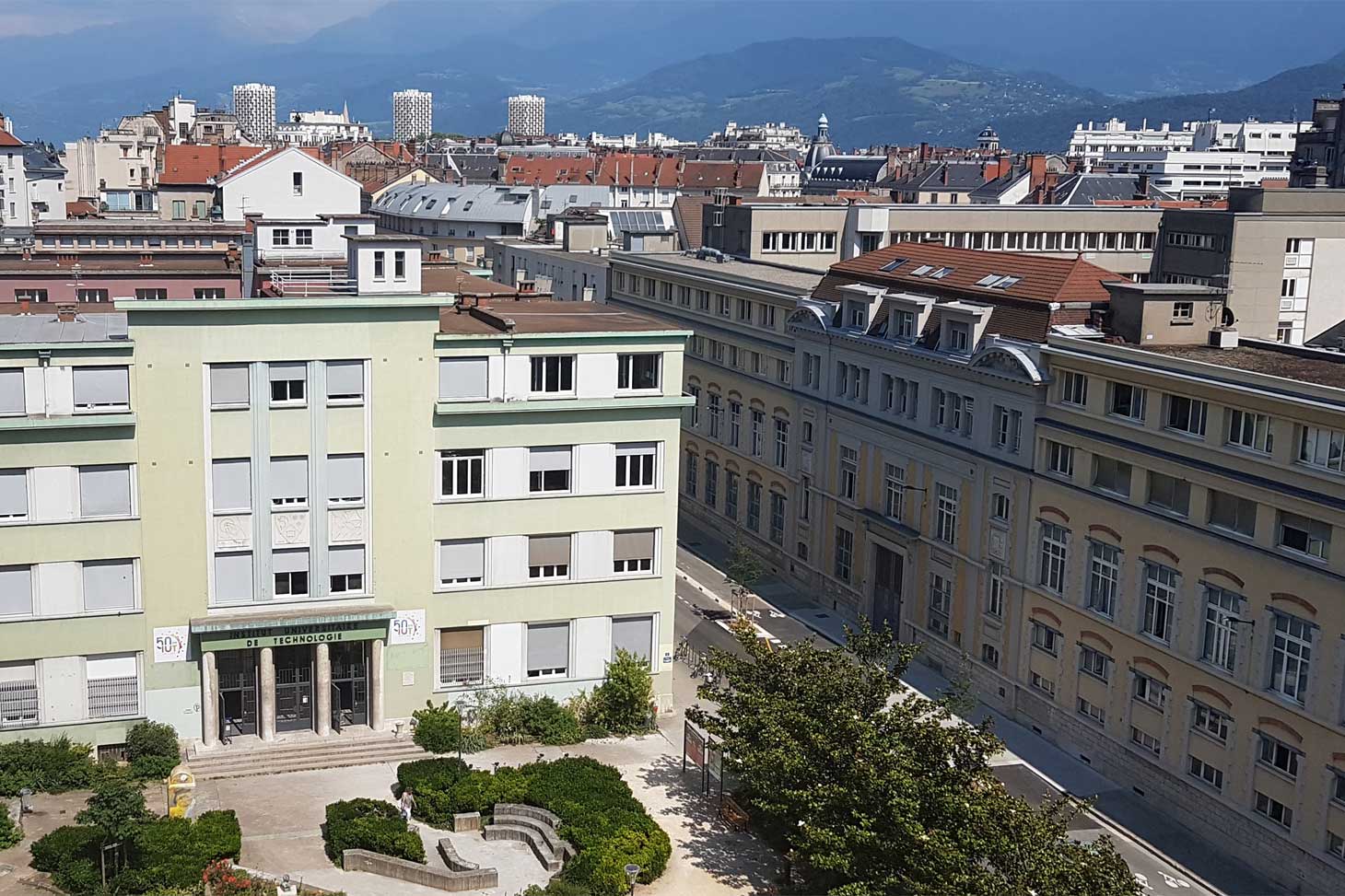 The buildings of the IUT2 in Grenoble on the train station grounds.