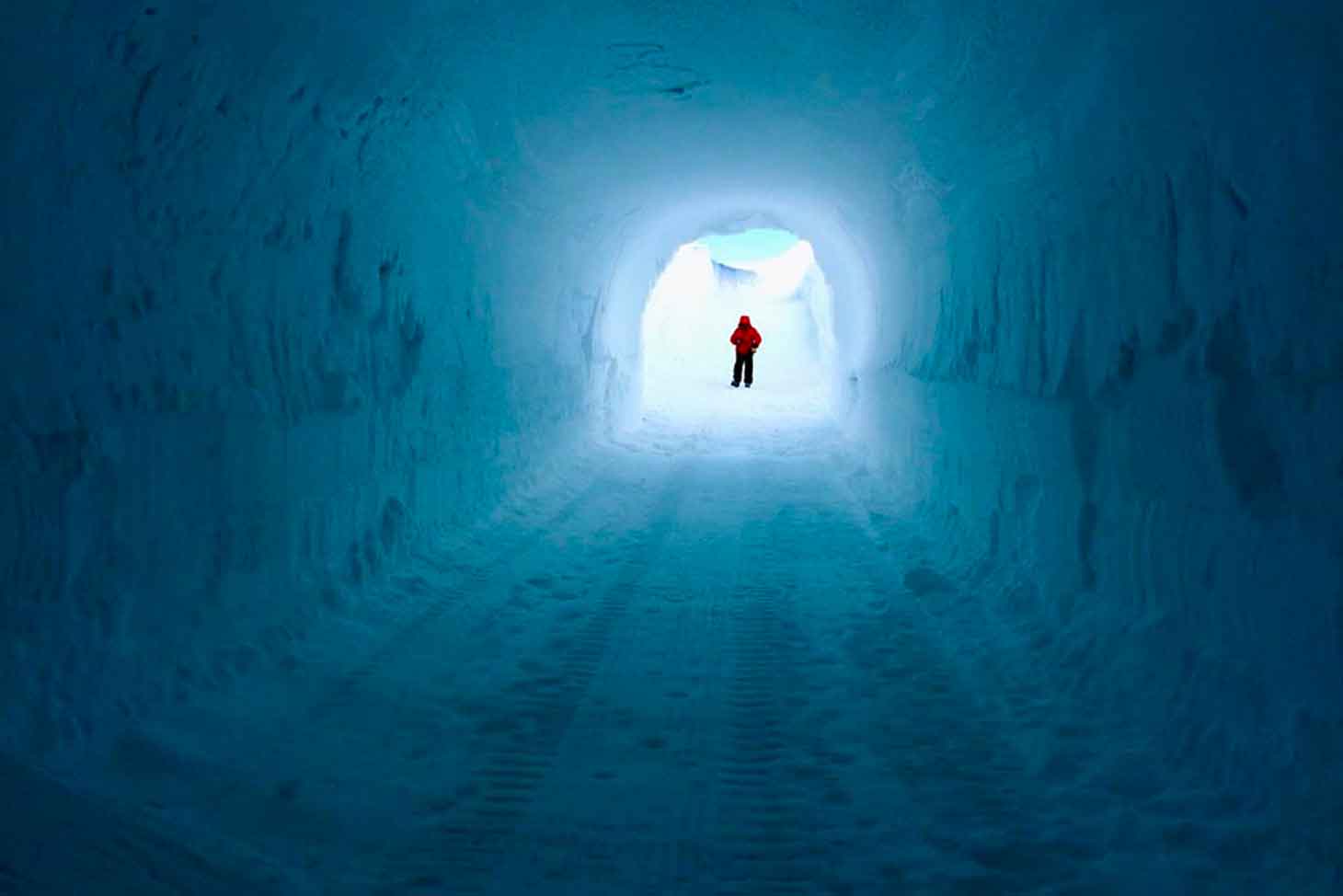 Entrée du sanctuaire. Cave Ballon, R. Ascione PNRA © ENEA