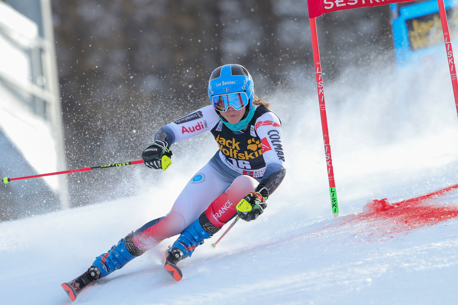 Clara Direz, Diplômée de l’UGA. Equipe de France de ski alpin © Shutterstock