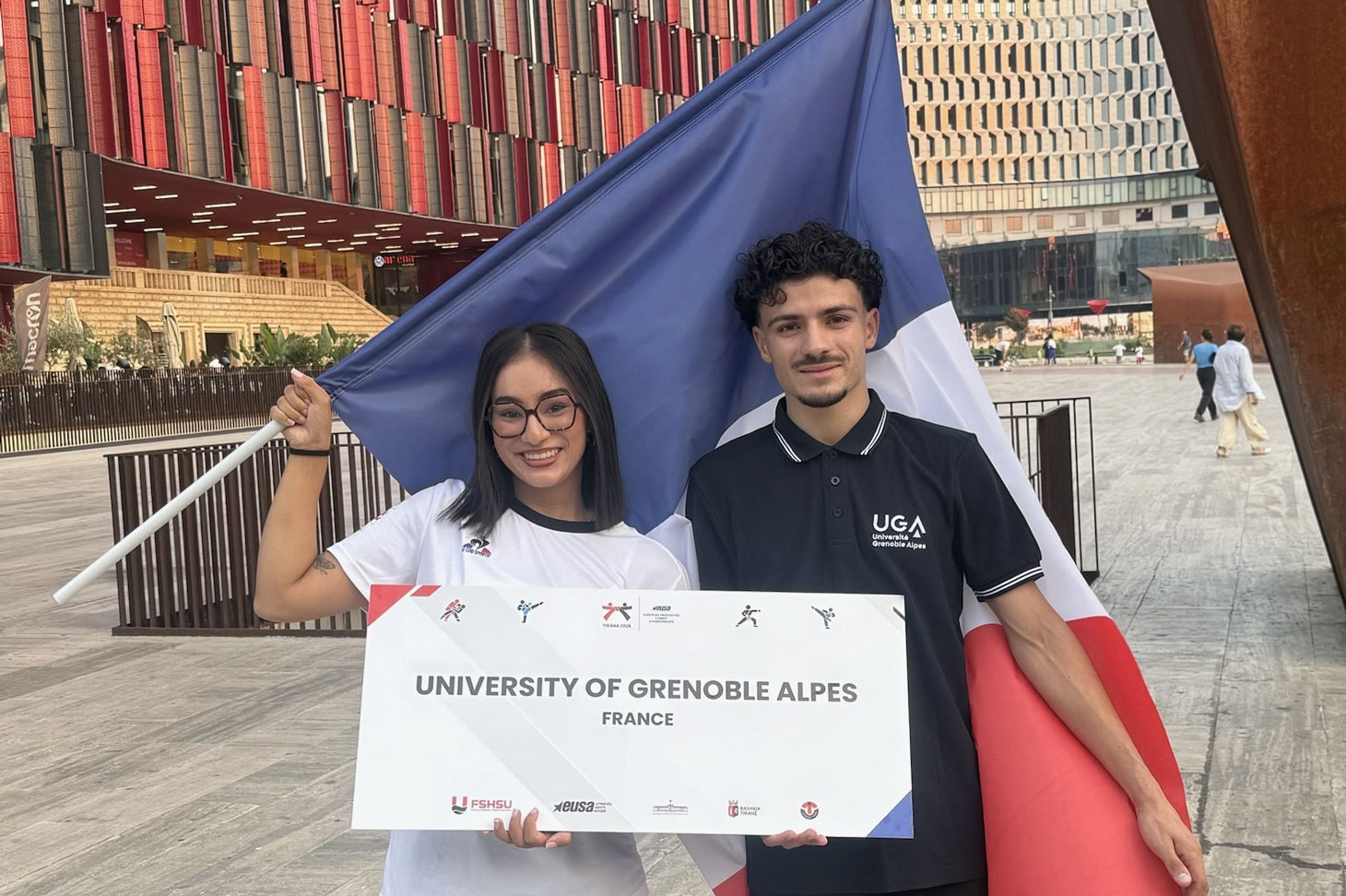 Maï Linh Bui et Enzo Falco, médaillé de bronze, ont représenté la France et l’UGA en karaté aux championnats d'Europe universitaires des sports de combat 2026