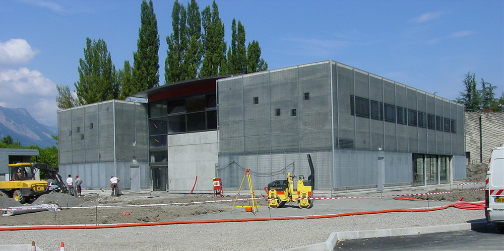 Construction de EVE en 2002
