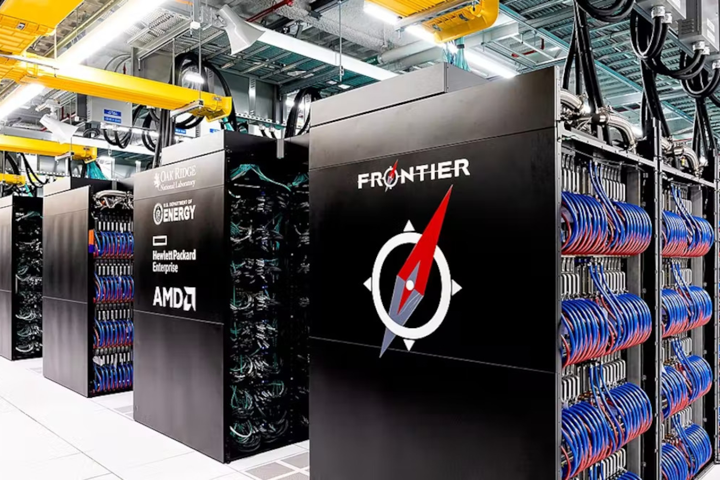 Le premier ordinateur « exascale » Frontier, aux États-Unis. Oak Ridge Leadership Computing Facility, Oak Ridge National Laboratory, Flickr, CC BY