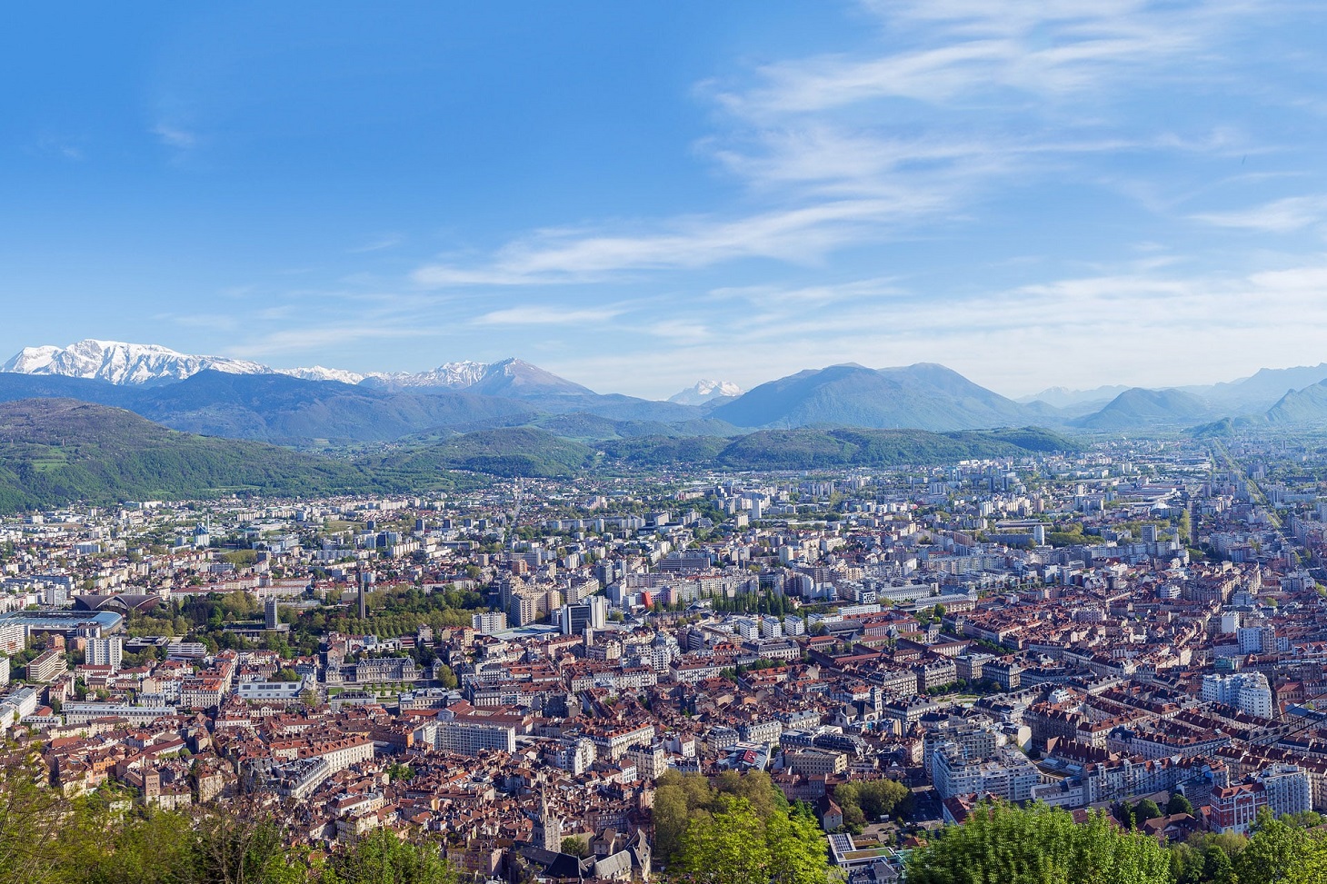 Grenoble vue des montagnes