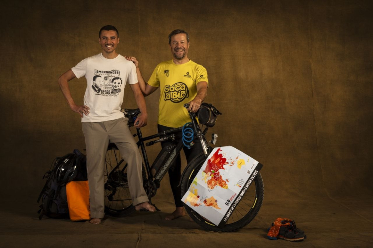 Adrien Chareau avec David Ligouy qui voyage depuis plusieurs années de Cop en cop. (photo prise par l'équipe de Yann Arthus-Bertrand)