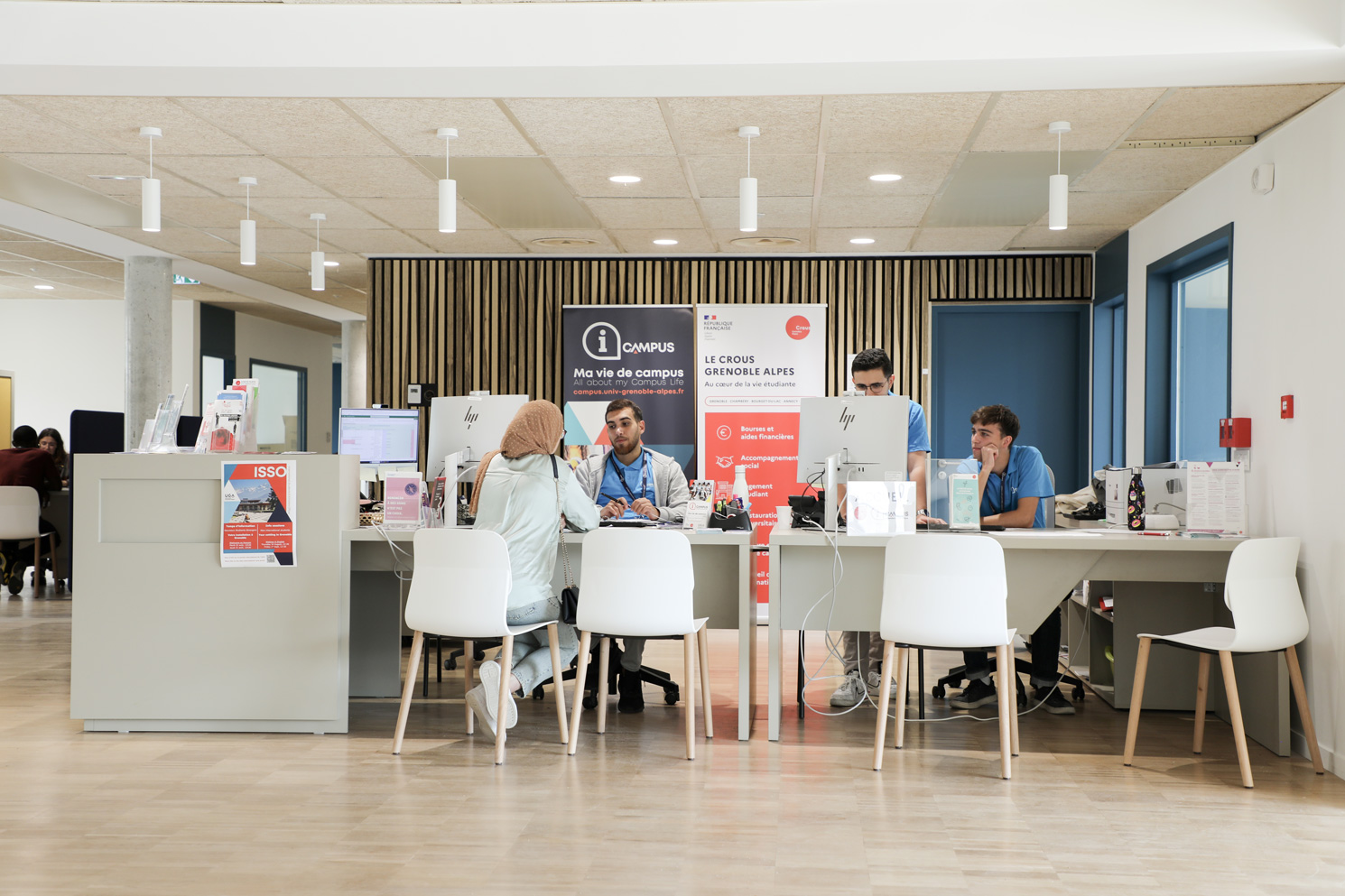 Accueil des étudiants au bâtiment Muse
