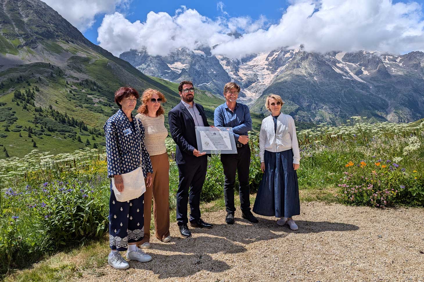Les puissances invitantes de la Célébration et leurs représentants Les puissances invitantes de la Célébration et leurs représentants