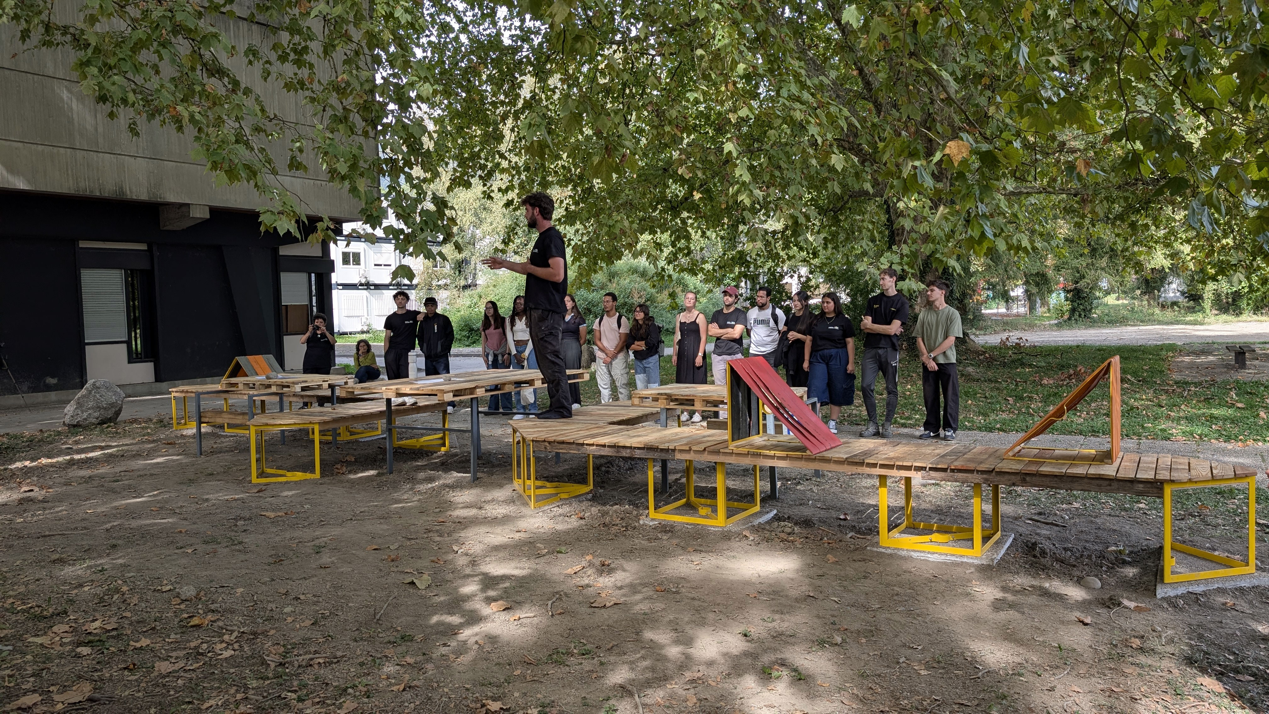 "Recto verso", la nouvelle zone de repos et pique-nique à l'ombre des platanes