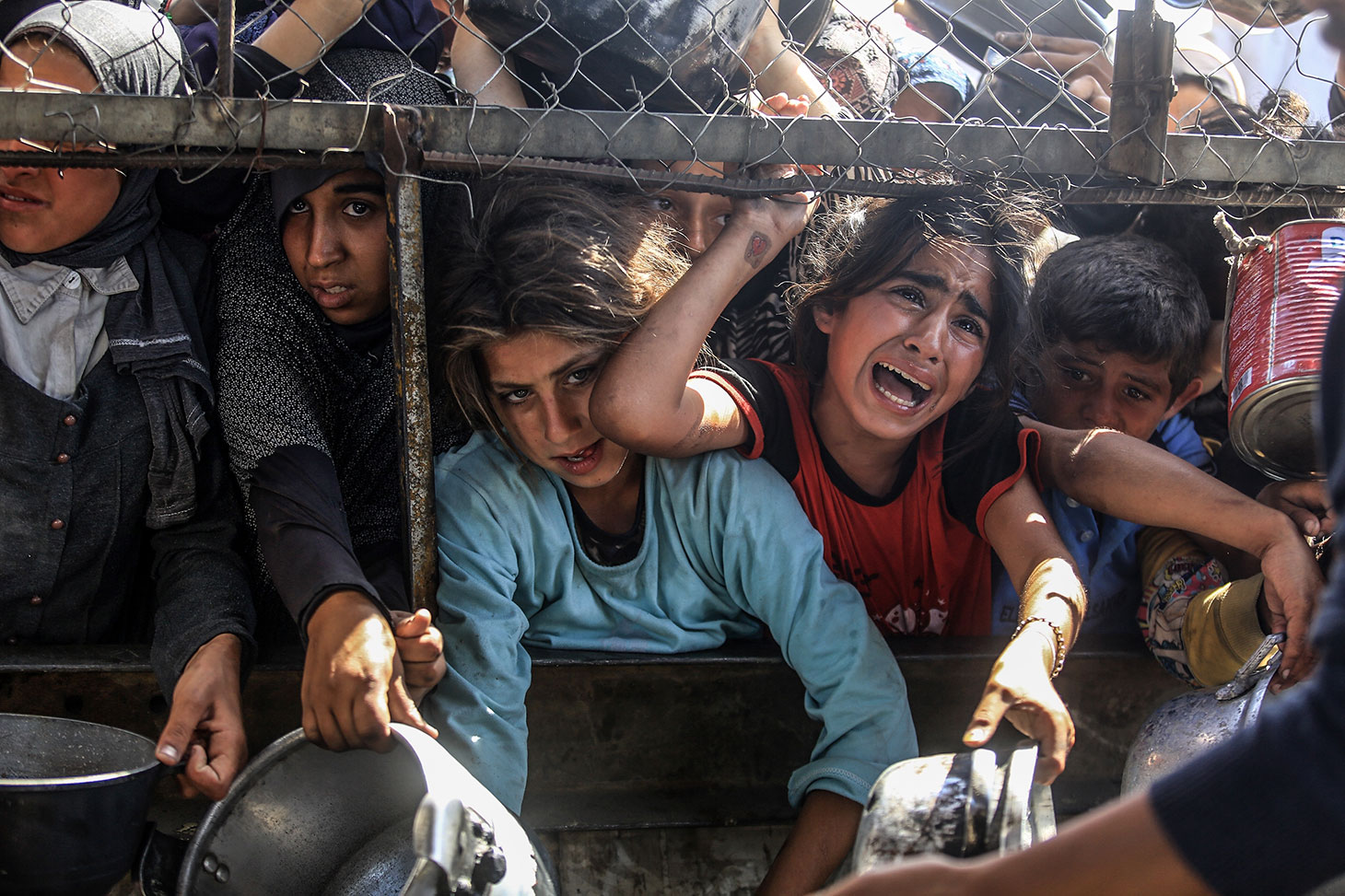 Point de distribution alimentaire dans la ville de Gaza - Shutterstock
