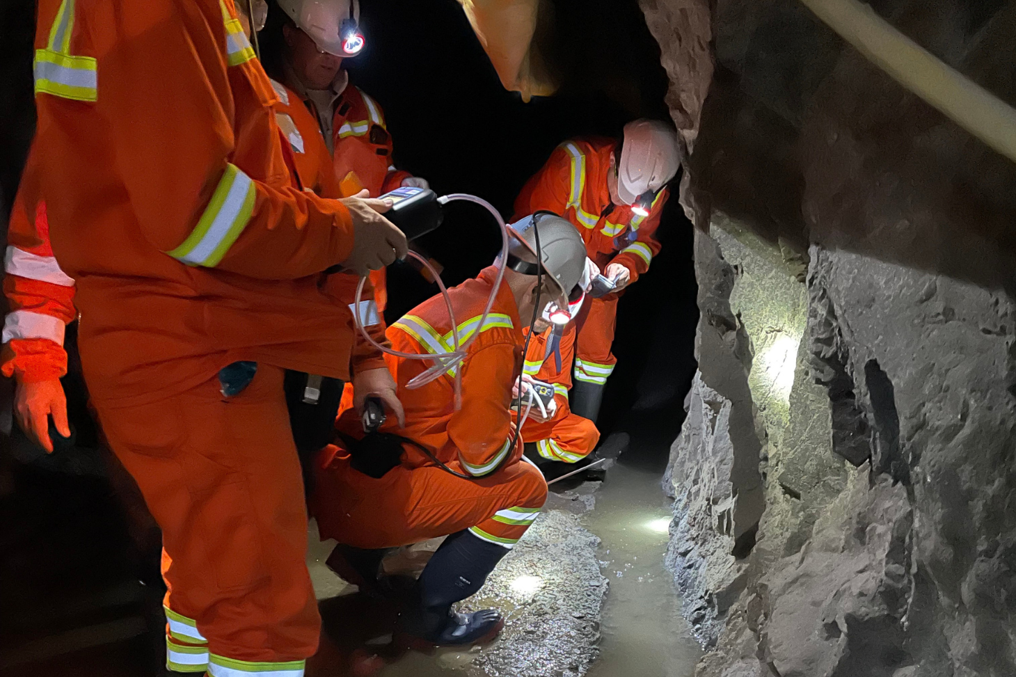 Gas monitoring at 1000 m depth in the Bulqizë mine (AlbChrome Ltd.) in Albania (credit: L. Truche)