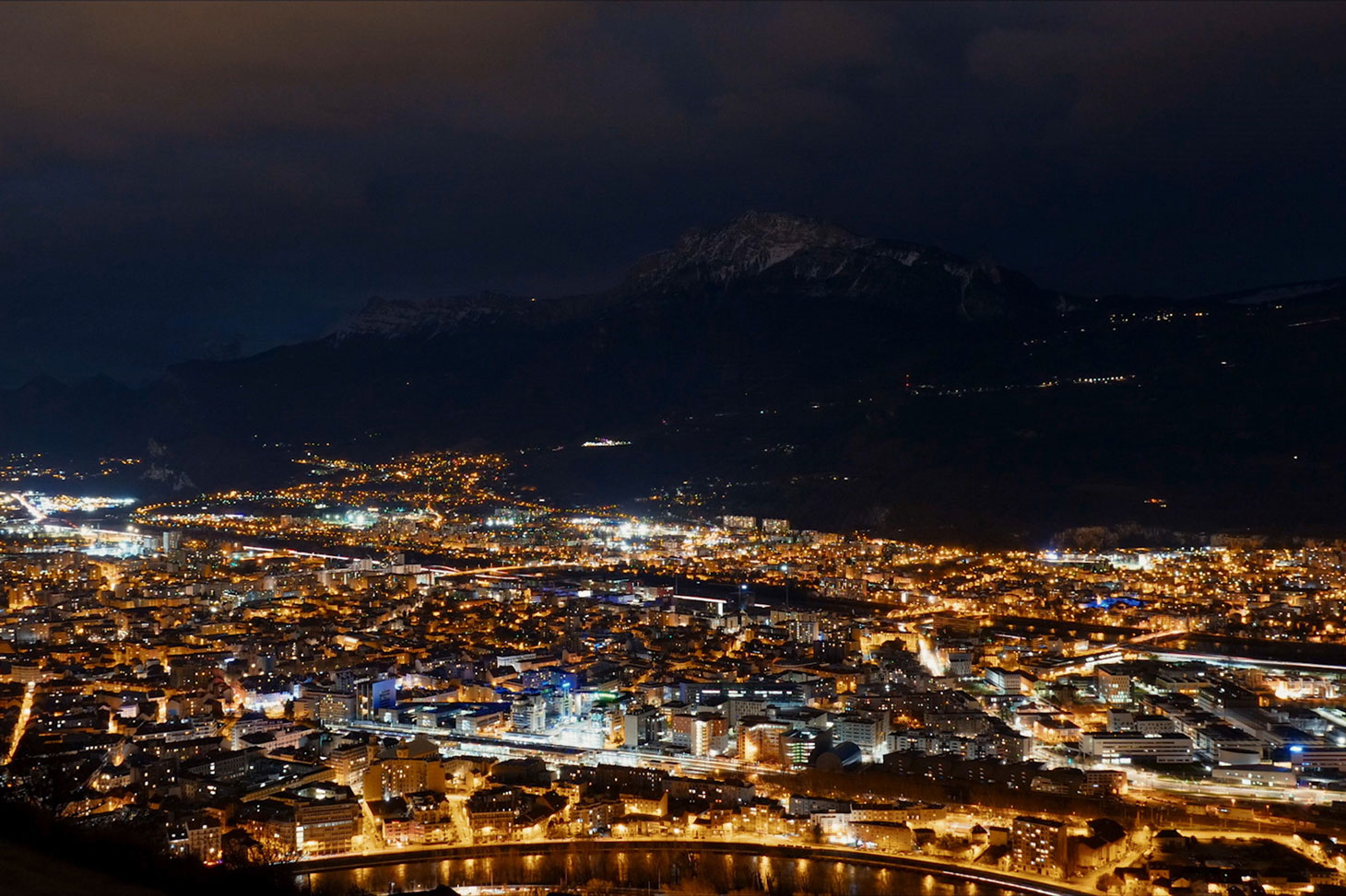 Vue de Grenoble extraite du film documentaire © Miroir